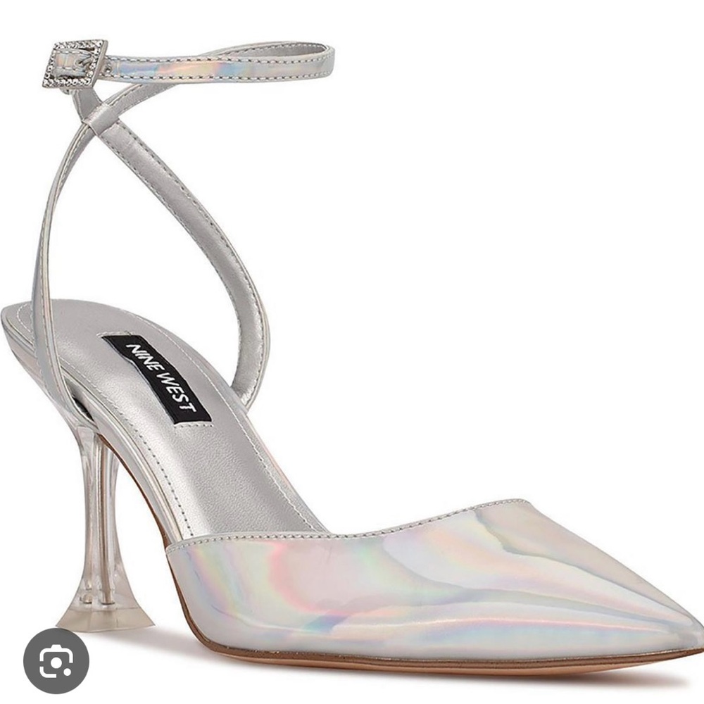 Nine West iridescent patent ankle strap heels. NWT